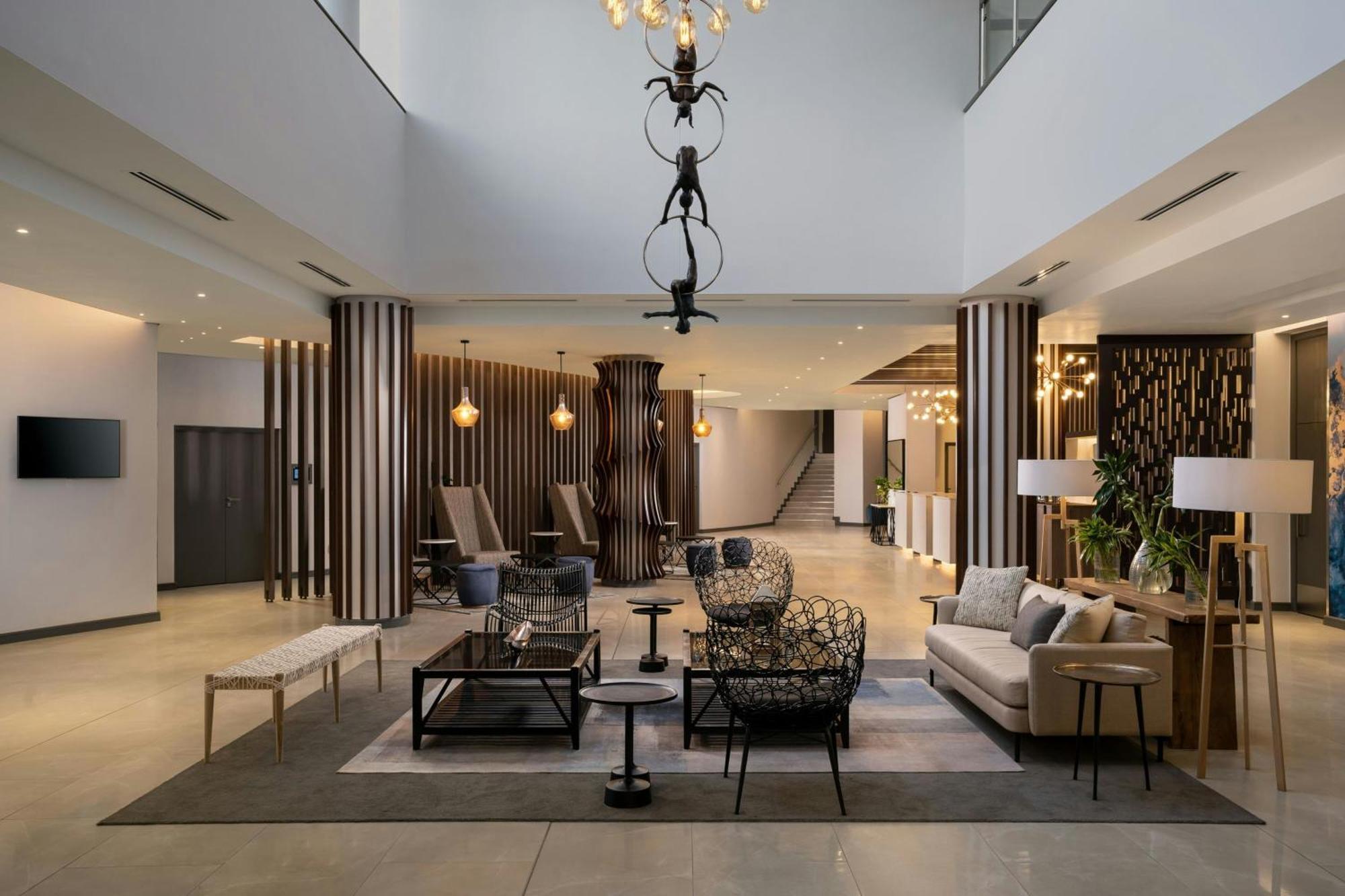 Protea Hotel By Marriott Johannesburg Wanderers Exterior foto
